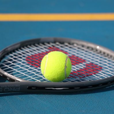 Tennis racket